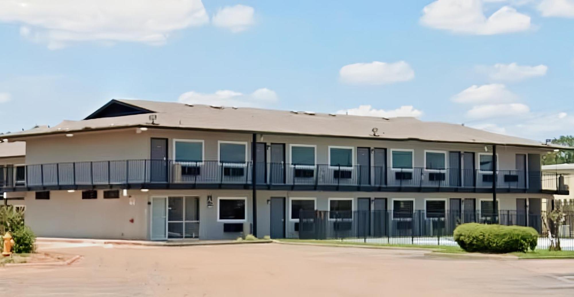 Studio City Suites, A Travelodge By Wyndham Texarkana ภายนอก รูปภาพ