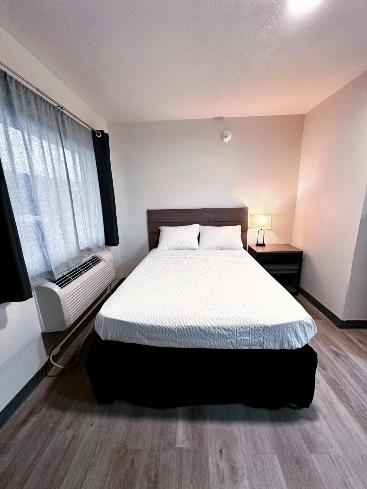 Studio City Suites, A Travelodge By Wyndham Texarkana ภายนอก รูปภาพ